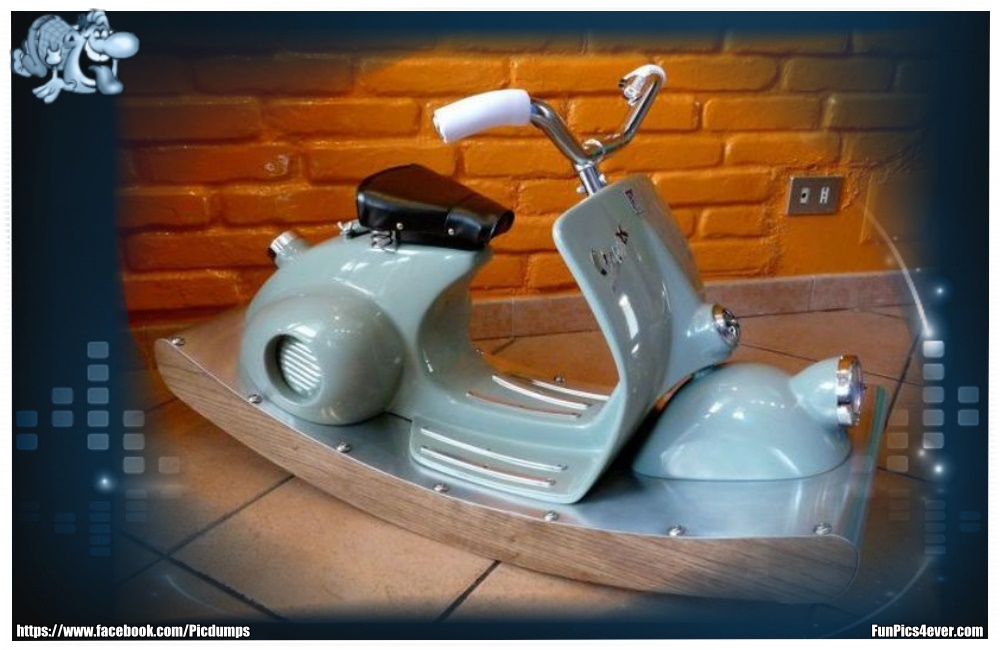 Vespa Wippe - steht doch bestimmt in einen italienischen Wohnzimmer, oder?