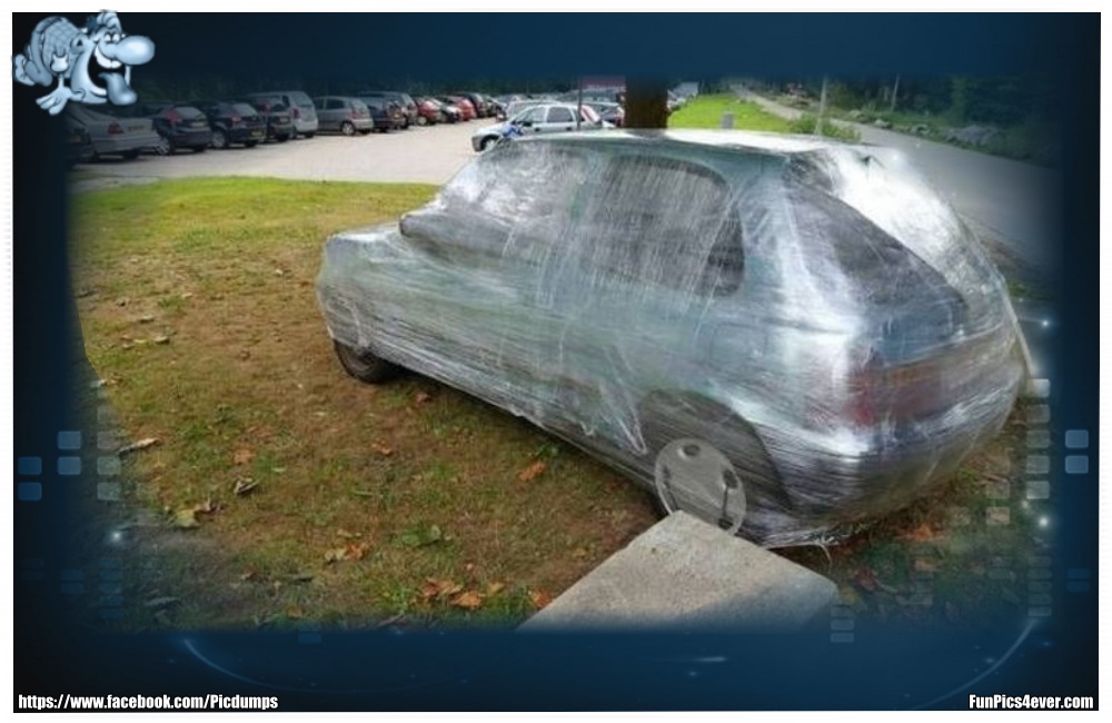 Auto in Folie - na ob das so gut ankommt? Das wird etwas länger dauern.