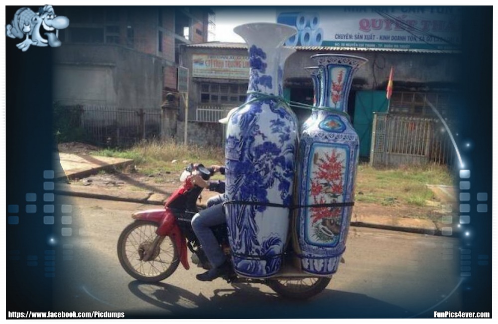 Ming Vase transportieren - das wird bei einem Unfall nicht billig.