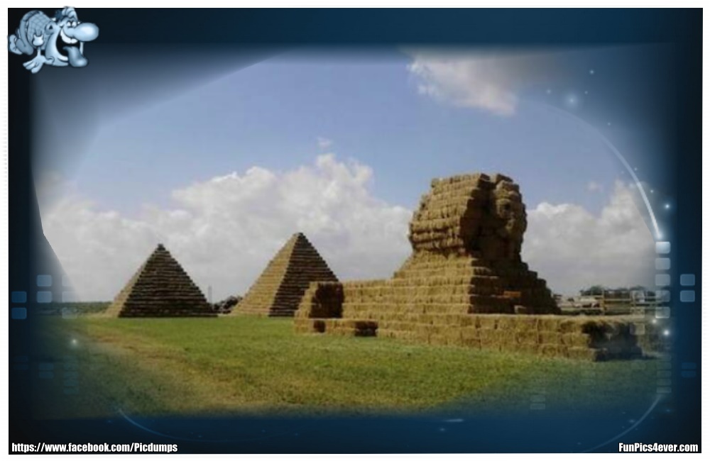 Die Pyramiden - auch mal eine nette Idee, die Pyramiden aus Strohballen zu bauen.