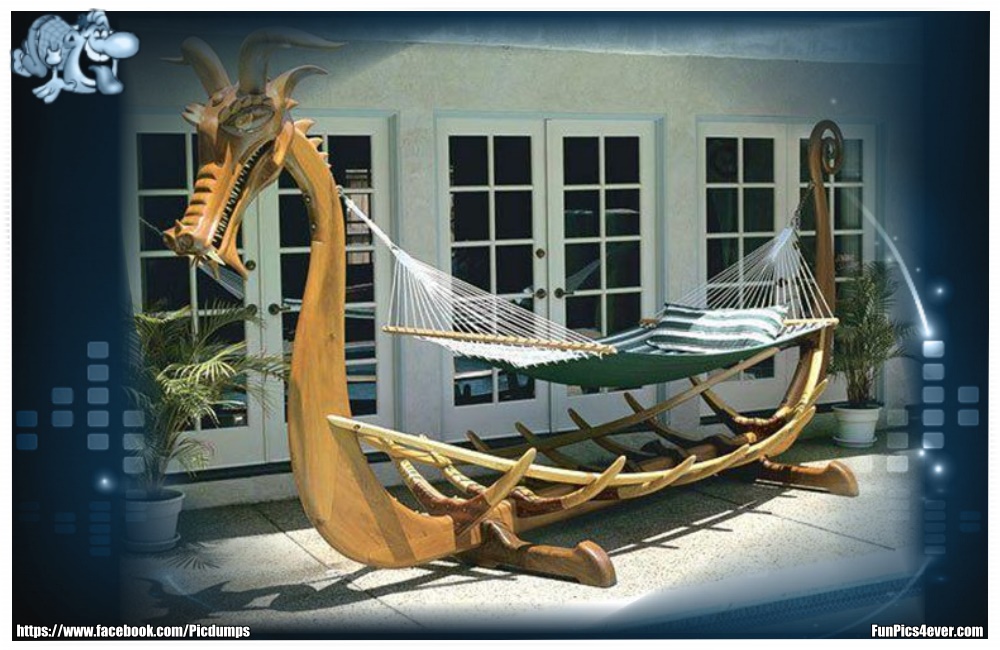 Drachen Hängematte - nettes Gadget für den Garten. Hat nicht jeder.