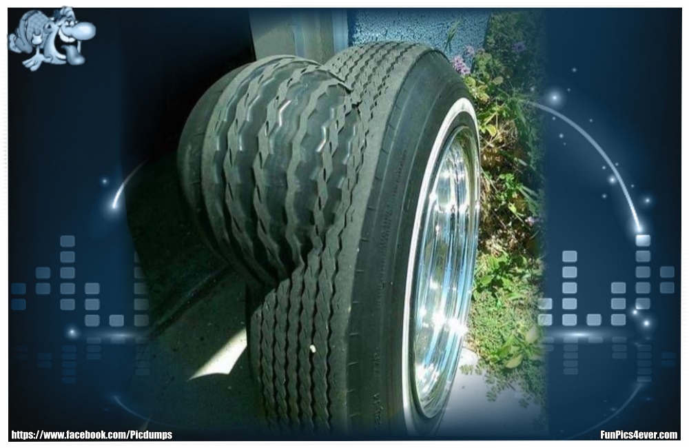 Blase im Reifen - na das wird bestimmt nichts mehr. Das kann dann mal weg.