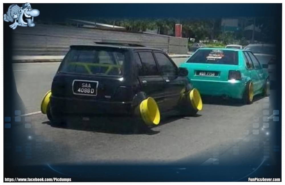 Funny Car Funpics