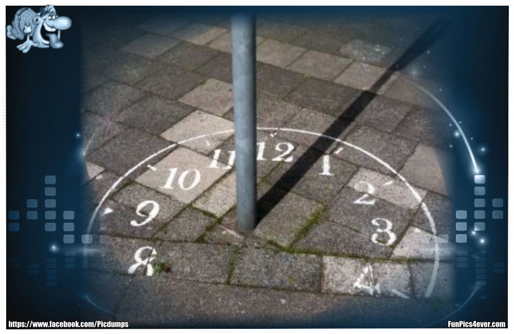 Gehweg Uhr - wer kennt sich damit aus? Eine Sonnenuhr auf dem Gehweg. Hut ab!