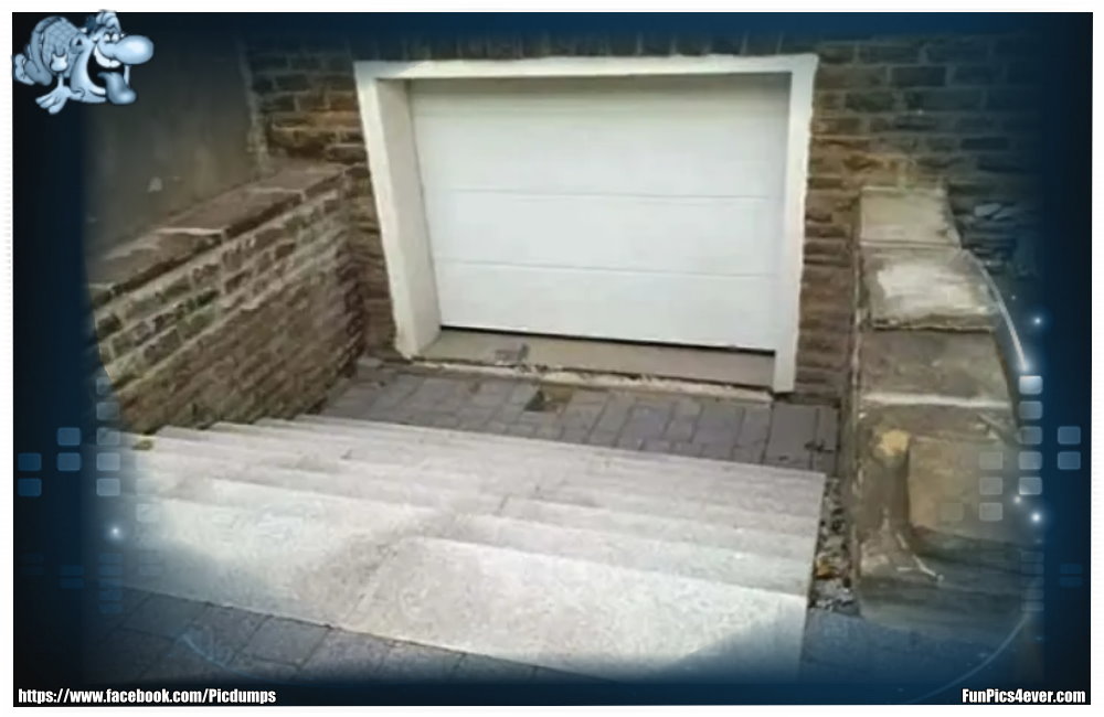 Garagentor Treppe Fail - wer hat sich denn das ausgedacht? Da war der Architekt doch schon im Urlaub, oder?